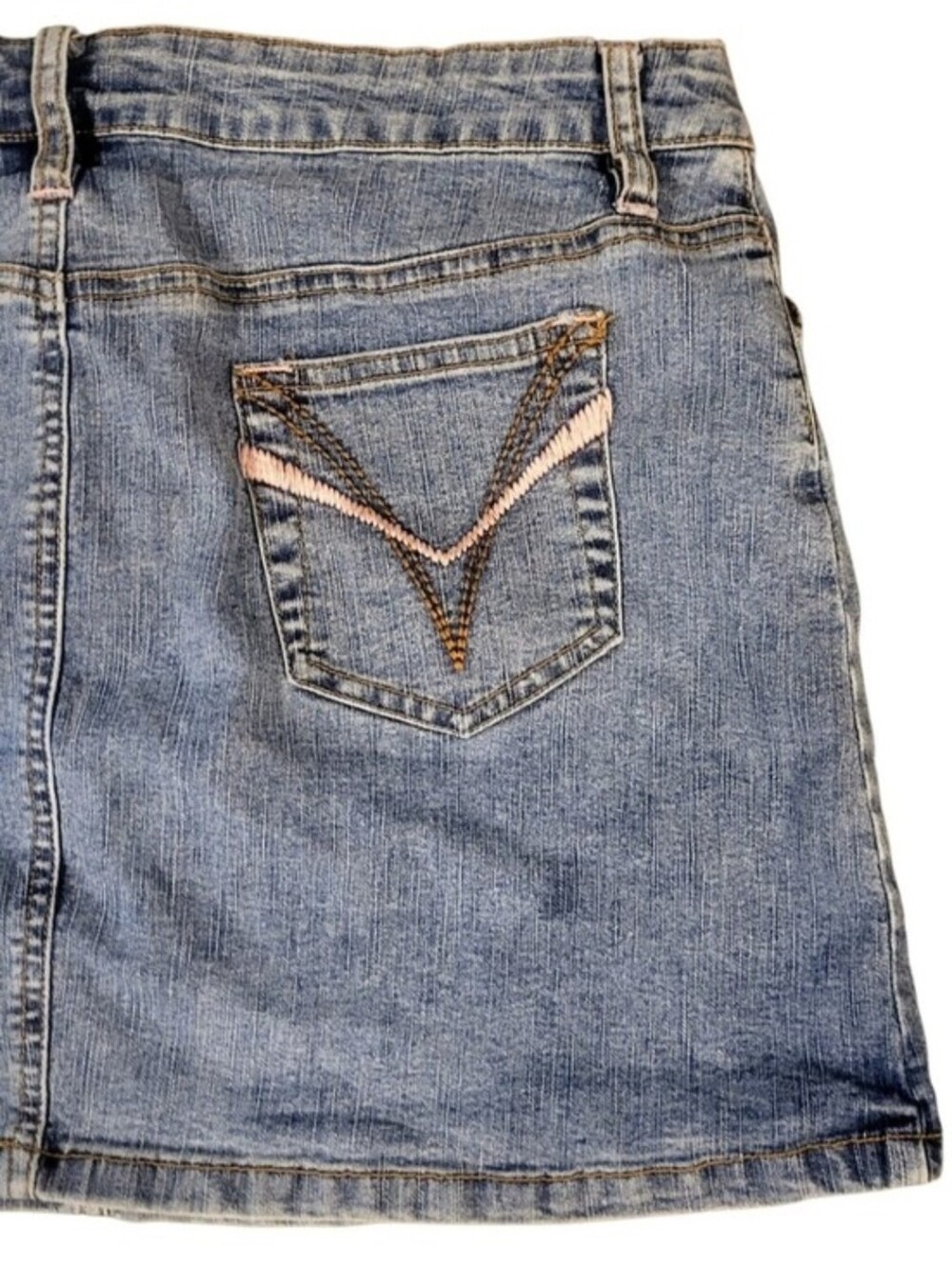 Light Blue Jean STRETCH Mini Skirt Pink Embroidered Detail Back Pockets. Sz. 11